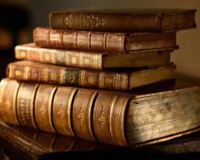 Дорогоцінні українські книги оцифрують в Гарварді