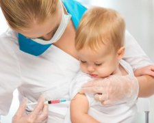 Все про вакцини: доктор Комаровський розставив крапки над "і"