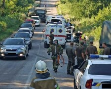 Под Днепром военный грузовик смял легковушку в консервную банку, в жуткой аварии погибла маленькая принцесса