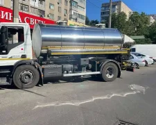 Автоцистерна с технической водой в Пересыпском районе Одессы