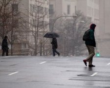 Сьогодні в Україні буде прохолодно та дощитиме