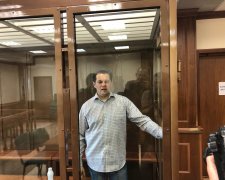 Вырезали самое важное: путинские палачи выдумали новую пытку для Сущенко, пленник обратился к землякам