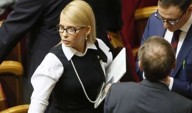Тимошенко вимагає мораторій на продаж землі: погрожує референдумом