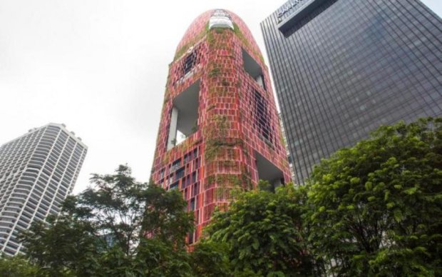"Живую" тропическую башню назвали лучшим отелем в мире: видео 