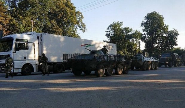 Под Мукачево прибыли БТРы, "Кугуары" и грузовики Нацгвардии (фото, видео)