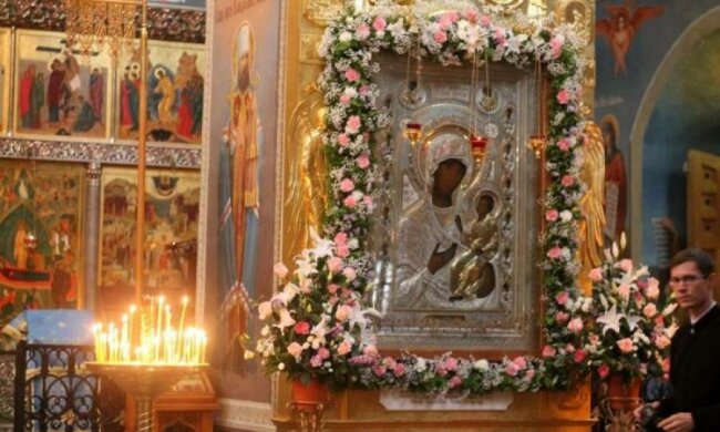 Успение Пресвятой Богородицы 2017: дата, история, традиции