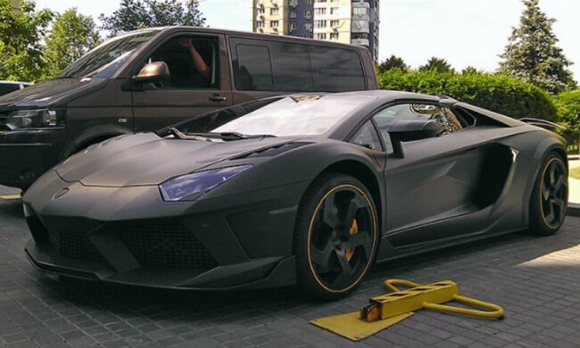 В Києві їздить Lamborghini Carbonado за € 1.25 мільйона (фото)