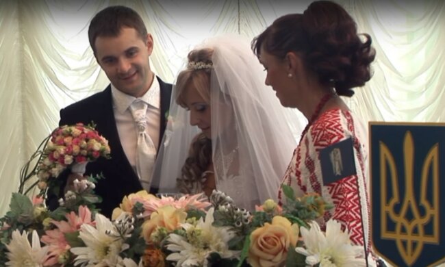 весілля, скріншот із відео