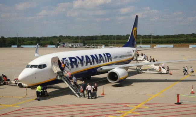 Омелян придумал наказание для директора "Борисполя"