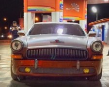 Автолюбителі схрестили "Волгу" з "Mercedes"