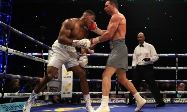 Тайсон: Бій Кличко - Джошуа змінив історію боксу