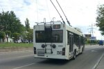 У Дніпрі тролейбуси кидають пасажирів просто на зупинках — не встиг ступнути, а він вже лупить по газах