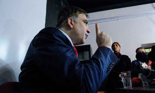 МастерШеф отдыхает: Саакашвили впервые повторил легендарный грузинский хачапури