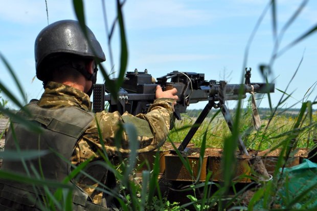 На Донбасі бойовики боягузливо атакували і потрапили до пекла