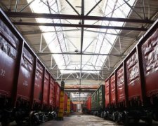 Чинуші Укрзалізниці попалися на грандіозній афері