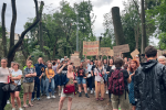 Протест против вырубки деревьев на Теремках в Киеве
