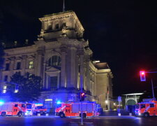 В В Берлине пытались сжечь здание Бундеста, фото: bz-berlin.deга