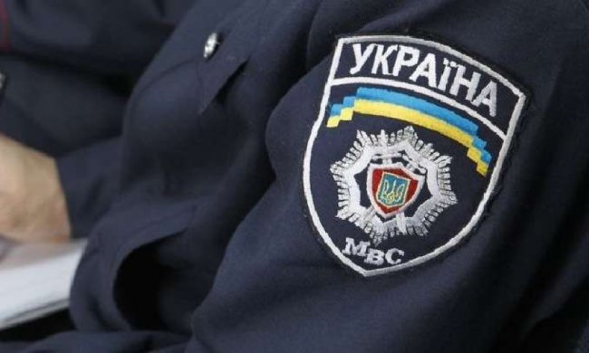У Тернополі невідомі зі зброєю вкрали у чоловіка 13 тис. доларів