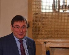 Луценко зізнався, як відсвяткує перемогу над депутатами