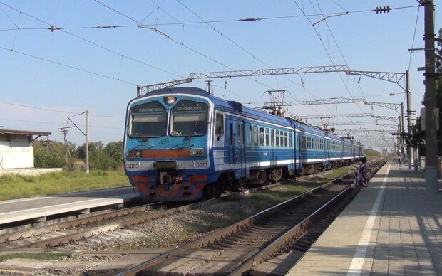 У "ДНР" запустили міжгалактичний поїзд, в мережі істерика: "Крутіше за гіперлуп"
