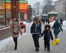 Курс валют на 19 лютого: долар і євро розійшлися в різні боки