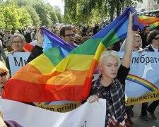 Обікрали і задушили: в Києві почастішали випадки нападу на представників ЛГБТ