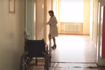 больница, скриншот из видео