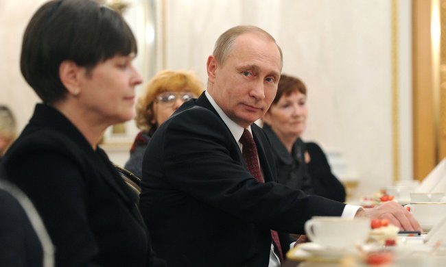 Путін не зміг "завести" кобилу своєю морквиною: дідусь весь трясеться