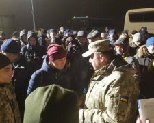 Провести настолько масштабный обмен пленными под силу только лидеру "партии мира", - Хавич