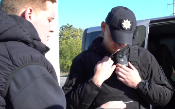 Полиция проверка документов. Фото: скрин youtube