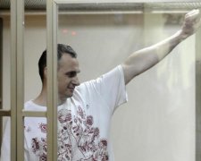 Москва "загорілася" банерами на підтримку Сенцова: що відбувається