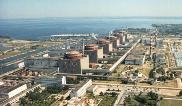 Запорожская АЭС отключила один из энергоблоков