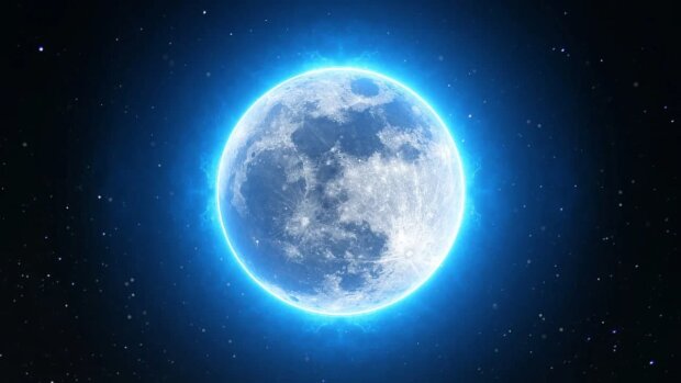 Блакитний місяць / фото: Pixabay