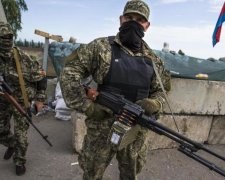 Колючая проволока и мины: к чему готовятся боевики