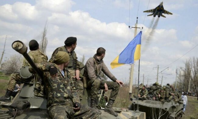 Нардеп розповів про наслідки введення воєнного стану в Україні