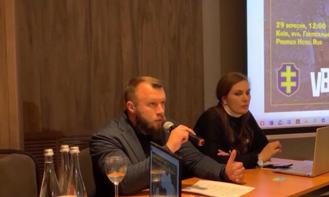 Максим Жорин