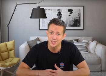 Алексей Дурнев, скриншот из видео