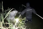В озеро ні ногою: незвичайний потопельник поставив на вуха весь Київ, фото