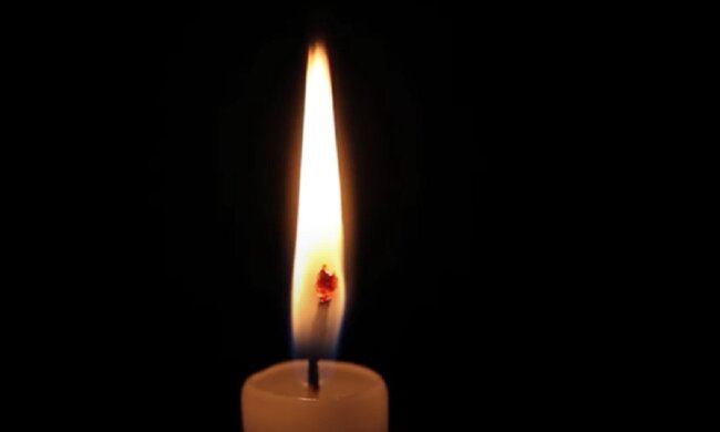 Горящая свеча, кадр из видео: YouTube