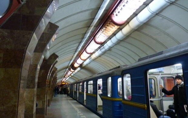 Метро, фото: скріншот з відео