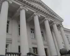 Полтавські активісти заблокували міськраду