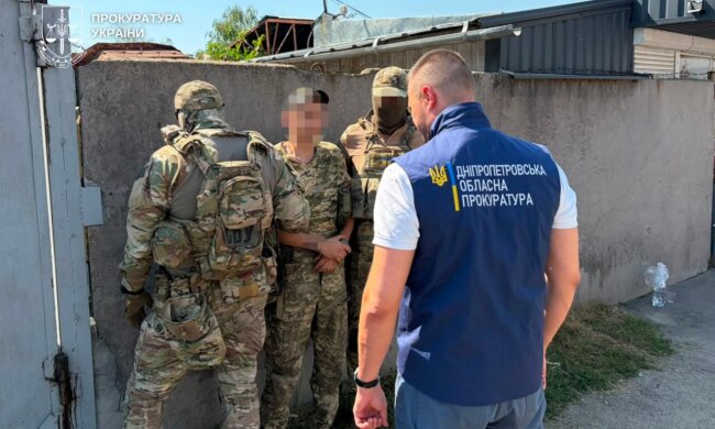 Задержание мошенника в Днепре за фиктивные удостоверения УБД