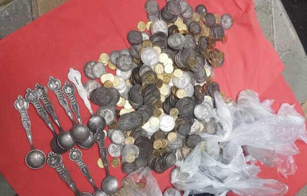 У Києві священник заощадив півтора мільйона гривень та спустив їх усі на "цариць", фото