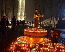 Вшанування жертв Голодомору в Києві, фото: Уніан