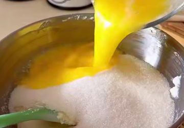 Манник с малиной, кадр из видео