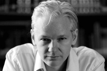 WikiLeaks загрожує змінити хід виборів в США