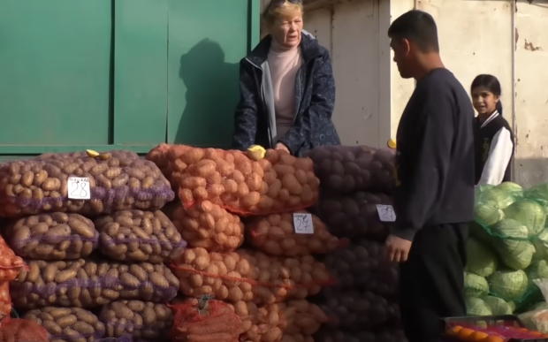 Торопиться не стоит: когда выгоднее всего закупать картофель на зиму