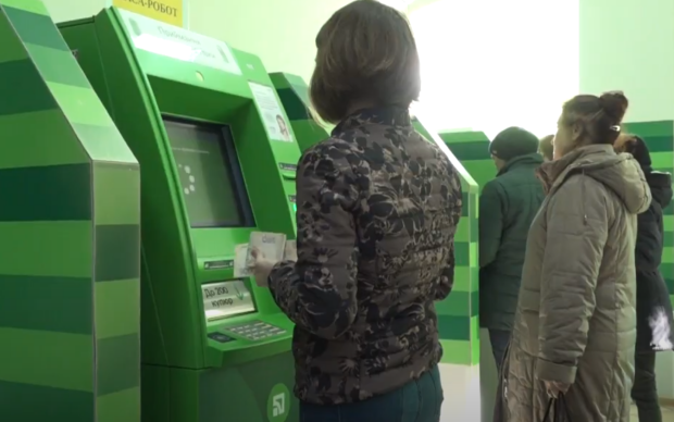 Соцвыплаты отменят: кто больше не получит денег