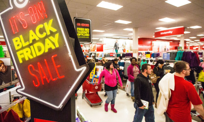 До України стрімко насувається Чорна п'ятниця: на які числа випадають запаморочливі знижки