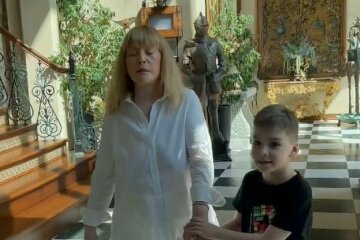Пугачова з сином Гаррі, скріншот: Instagram